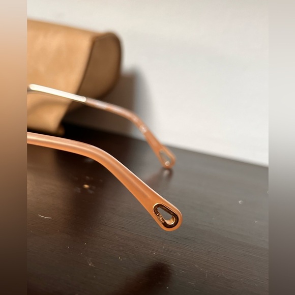 Chloe ́ Willis 64mm Navigator Sunglasses Rose/Peach - Picture 14 of 16